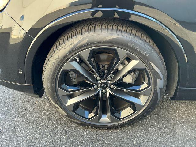 new 2026 Audi Q7 car