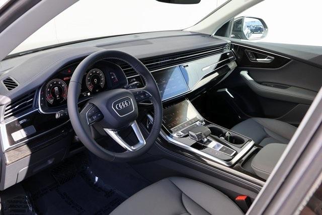 new 2024 Audi Q8 car