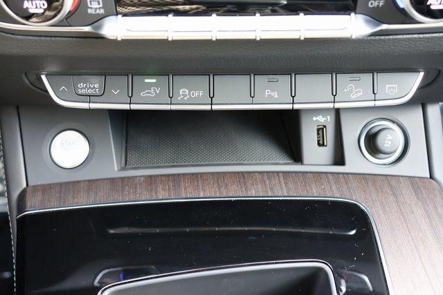 new 2025 Audi Q5 car, priced at $69,475