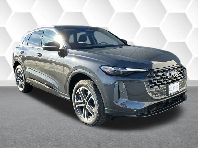 new 2025 Audi Q5 car, priced at $60,200