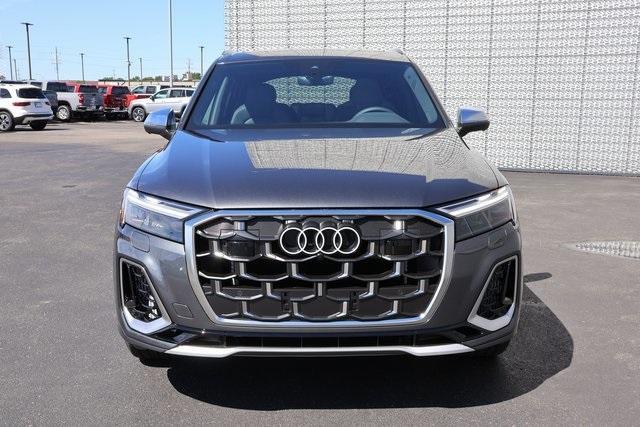 new 2025 Audi SQ7 car, priced at $98,090