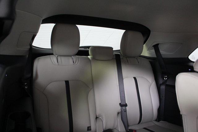new 2025 Mazda CX-90 car, priced at $43,075