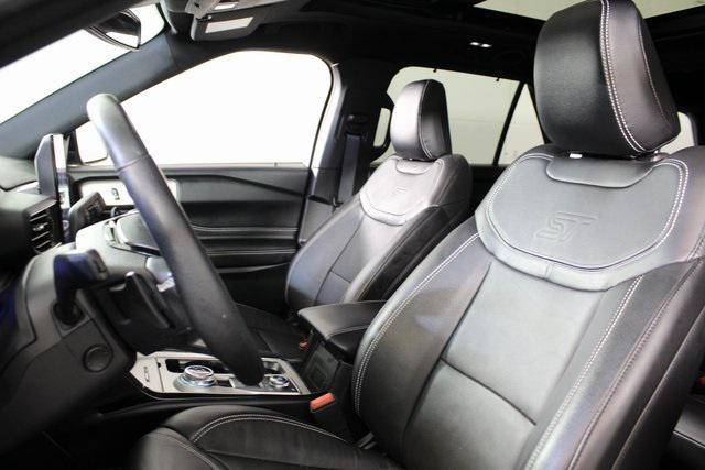used 2024 Ford Explorer car, priced at $45,985