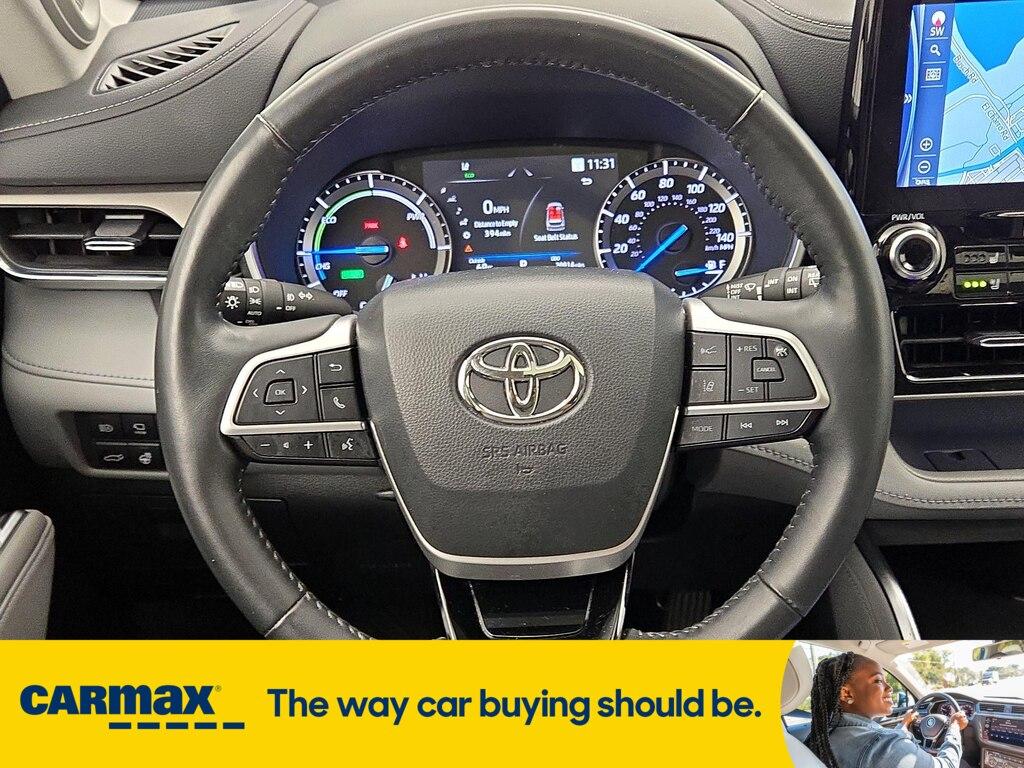 used 2022 Toyota Highlander Hybrid car, priced at $48,998