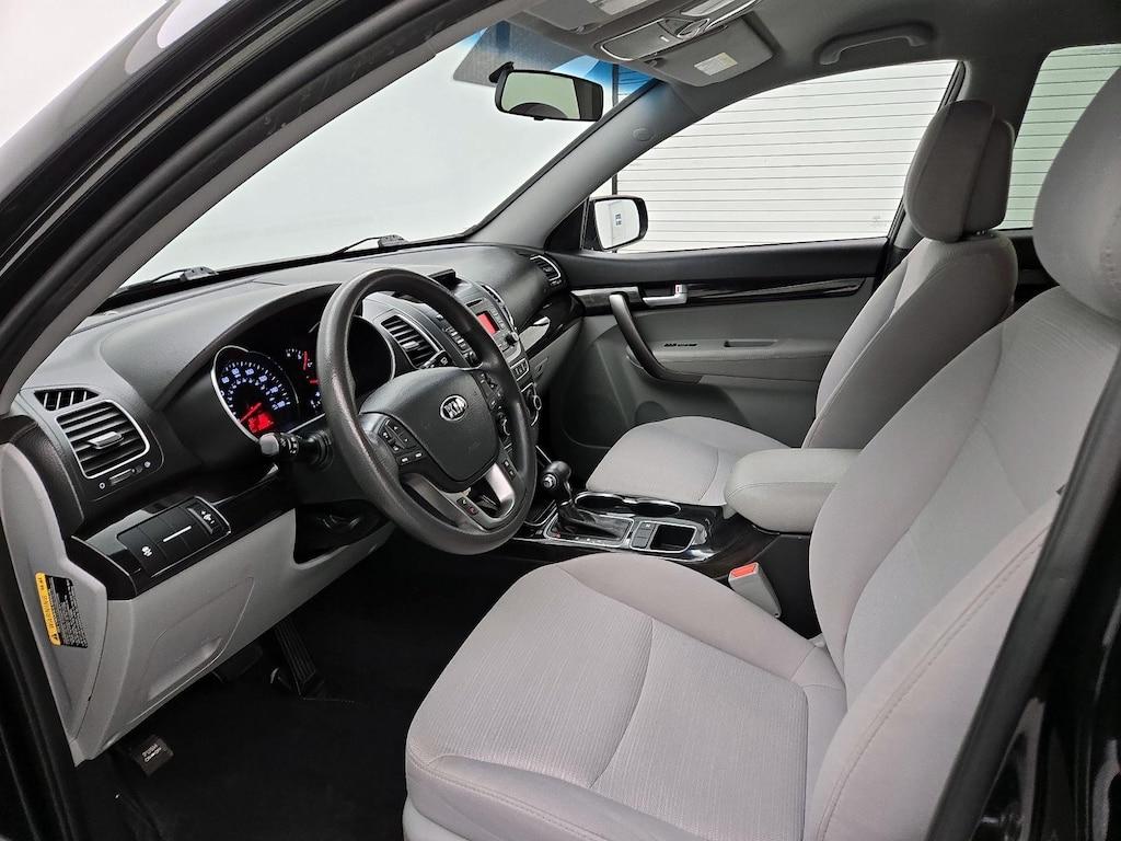 used 2015 Kia Sorento car, priced at $12,998