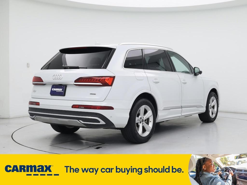 used 2024 Audi Q7 car, priced at $42,998