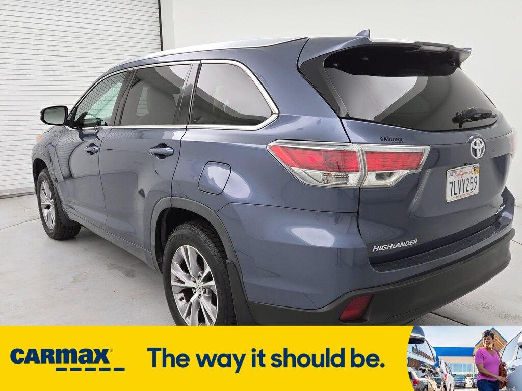 used 2015 Toyota Highlander car, priced at $20,998
