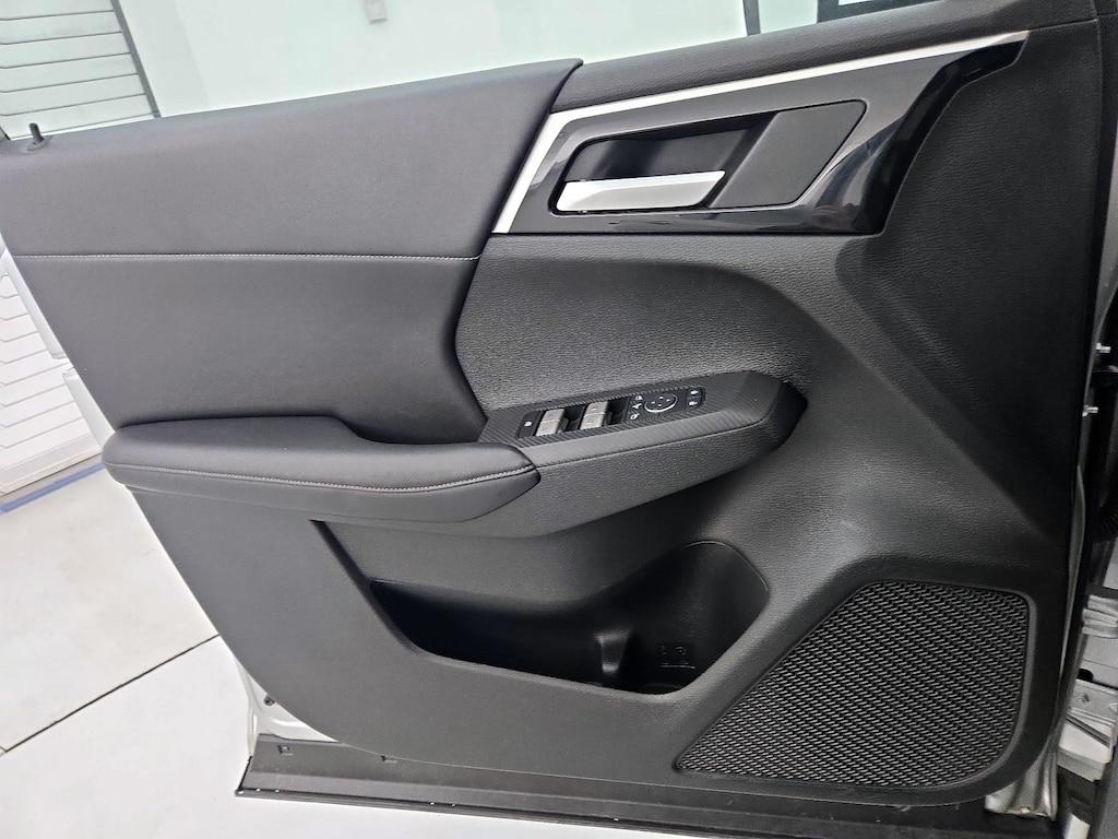 used 2024 Mitsubishi Outlander car, priced at $26,998
