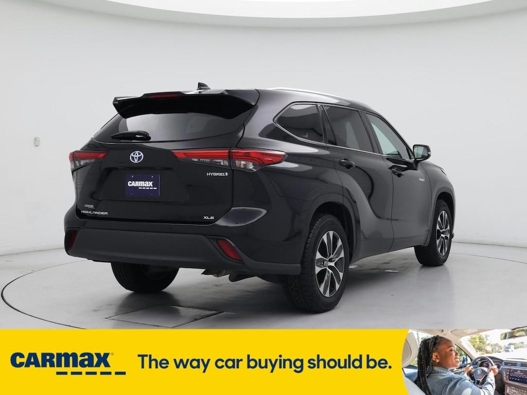used 2020 Toyota Highlander Hybrid car, priced at $34,998