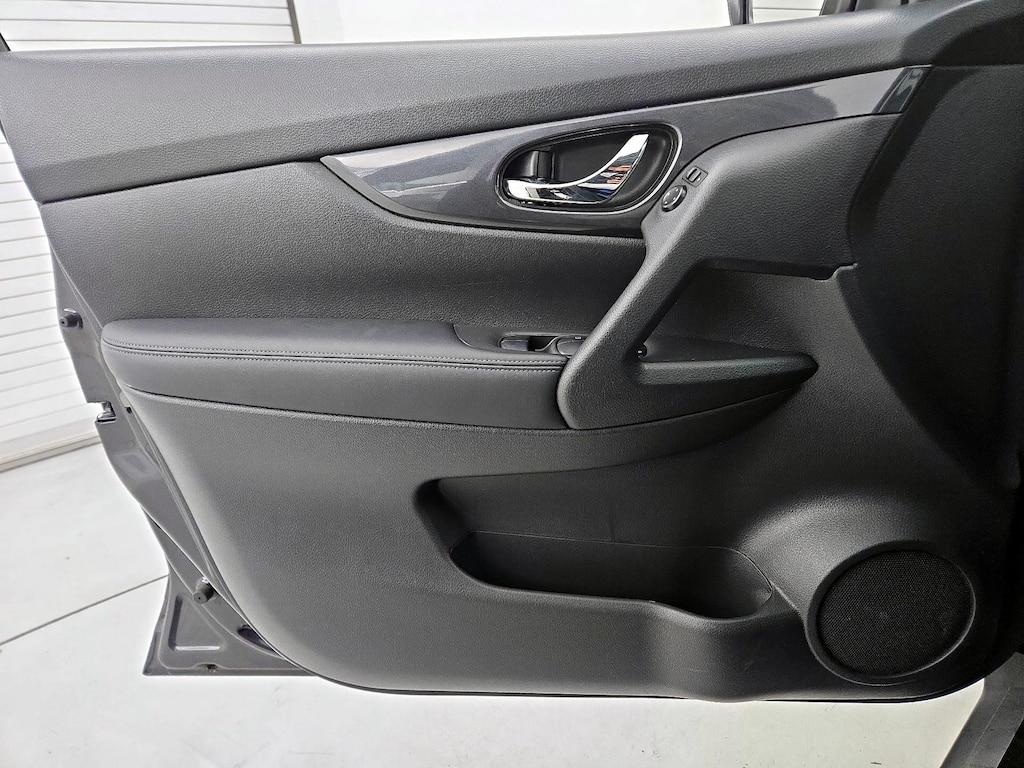 used 2017 Nissan Rogue car, priced at $15,998