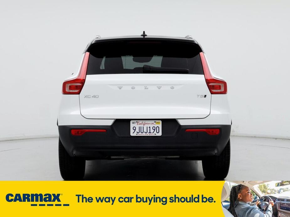 used 2021 Volvo XC40 car, priced at $32,998