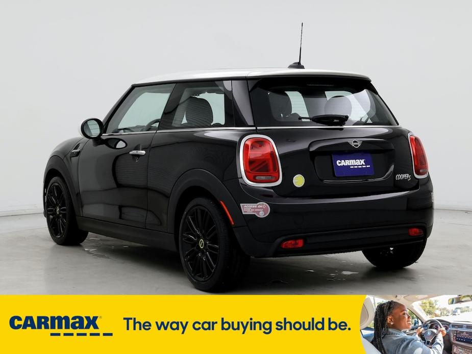 used 2022 MINI SE Hardtop car, priced at $21,998