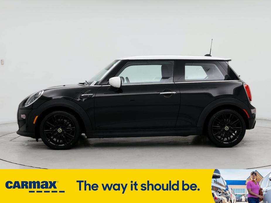 used 2022 MINI SE Hardtop car, priced at $21,998