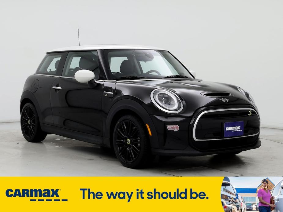 used 2022 MINI SE Hardtop car, priced at $21,998