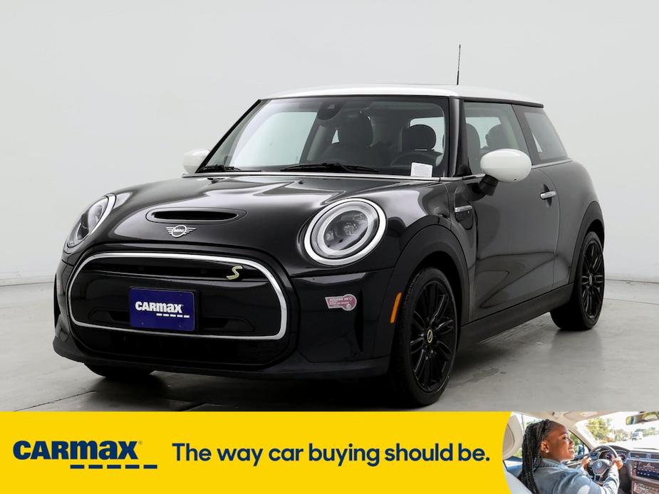 used 2022 MINI SE Hardtop car, priced at $21,998