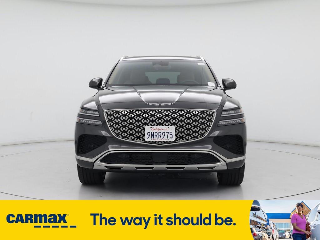 used 2025 Genesis GV80 car, priced at $67,998