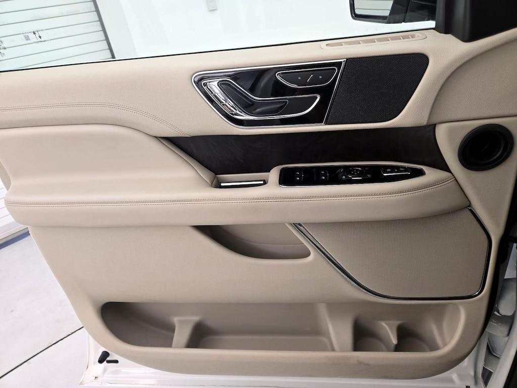used 2021 Lincoln Navigator car, priced at $50,998