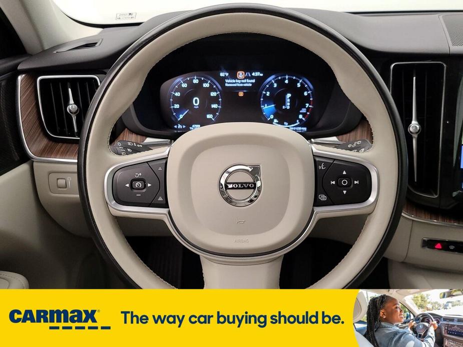 used 2021 Volvo XC60 car, priced at $28,998