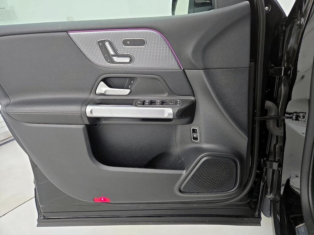 used 2021 Mercedes-Benz GLB 250 car, priced at $24,998