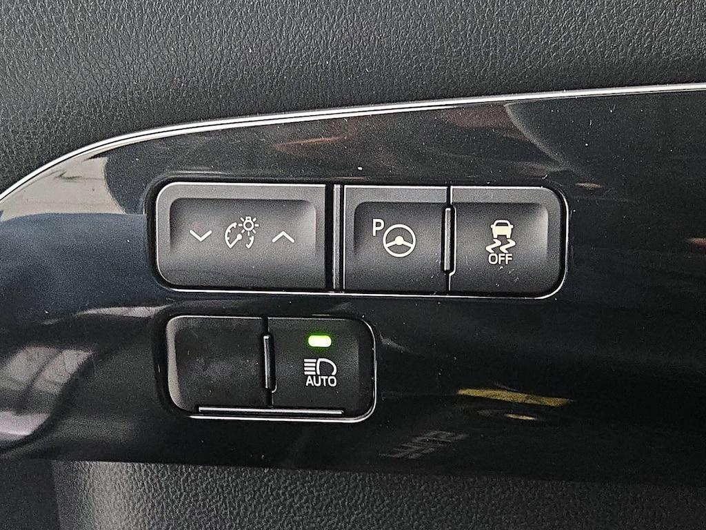 used 2020 Toyota Prius car, priced at $26,998