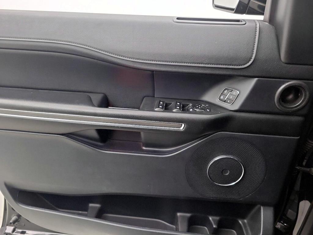 used 2018 Ford Expedition car, priced at $28,998