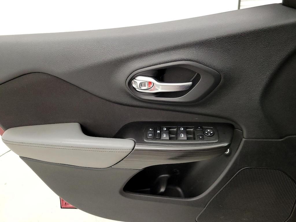 used 2014 Jeep Cherokee car, priced at $11,998