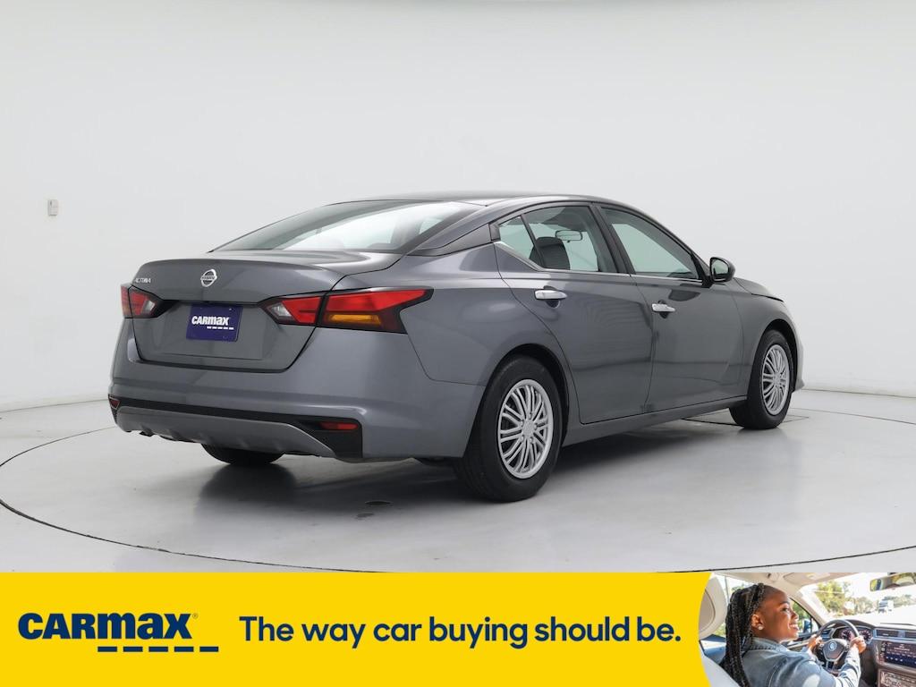 used 2022 Nissan Altima car, priced at $19,998