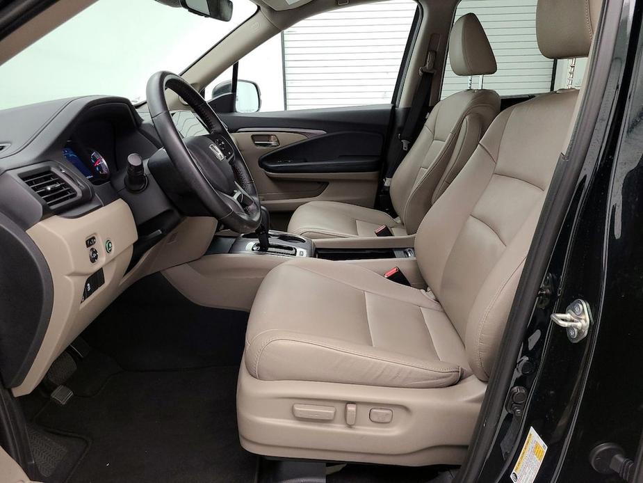 used 2020 Honda Pilot car, priced at $29,998