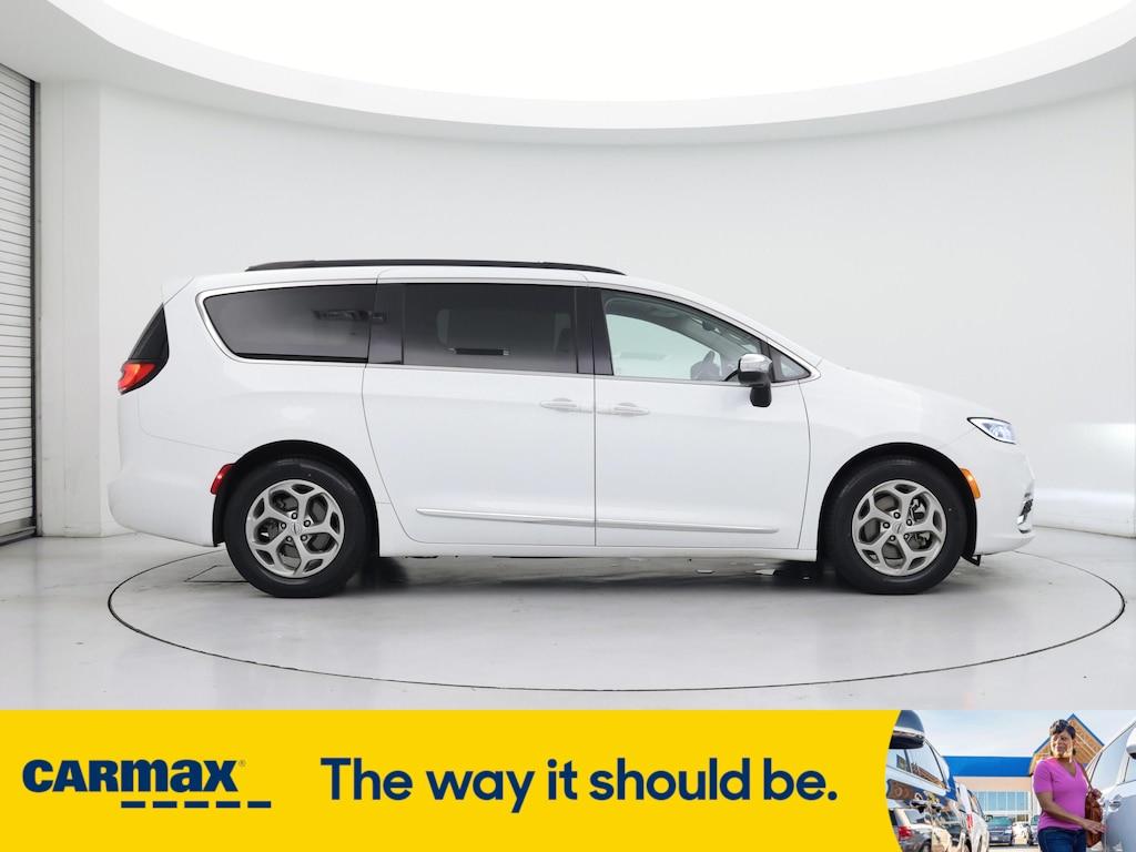 used 2023 Chrysler Pacifica car, priced at $29,998