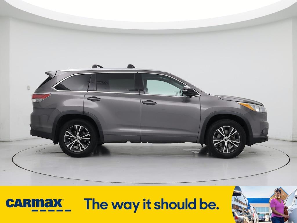 used 2016 Toyota Highlander car, priced at $27,998