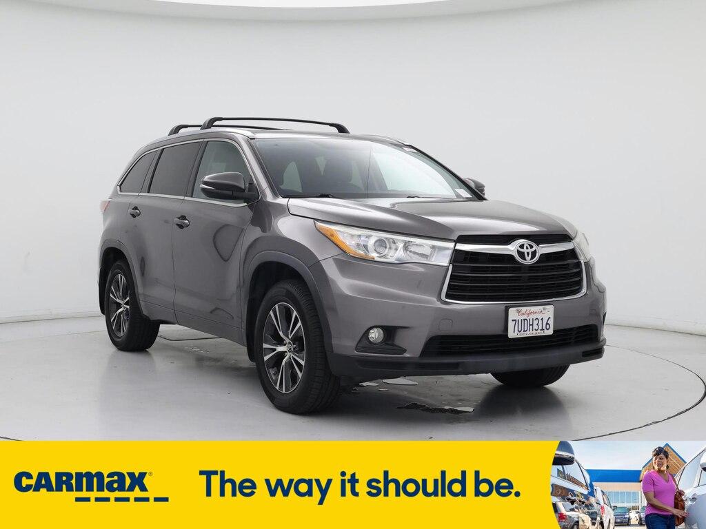 used 2016 Toyota Highlander car, priced at $27,998