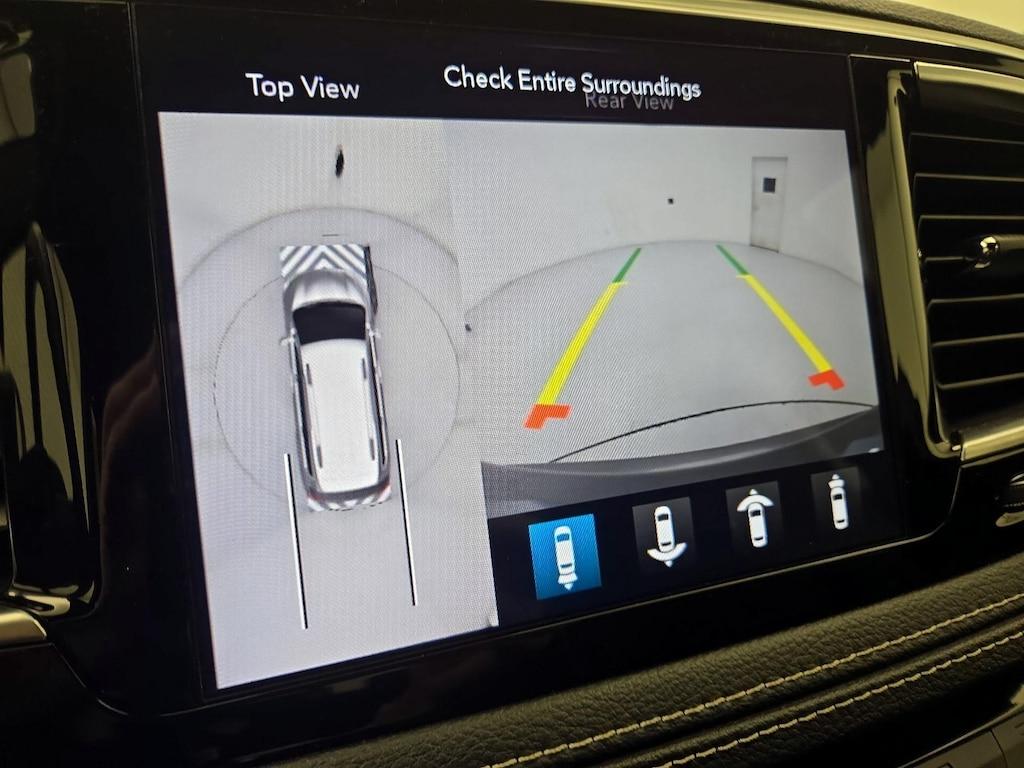 used 2020 Chrysler Pacifica Hybrid car, priced at $31,998