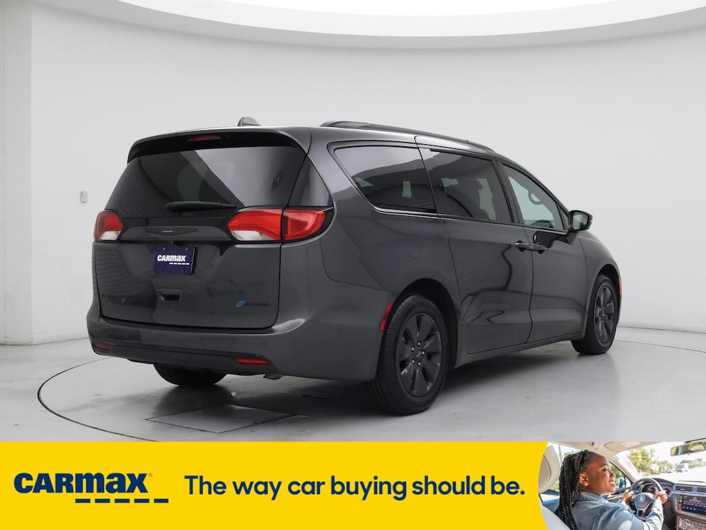 used 2020 Chrysler Pacifica Hybrid car, priced at $31,998