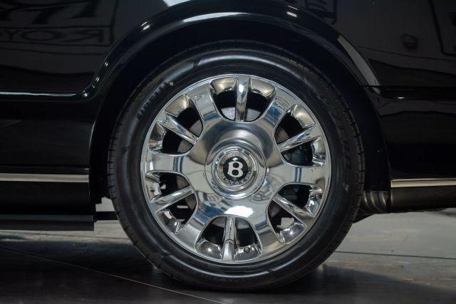 used 2007 Bentley Azure car, priced at $99,995