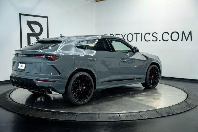used 2022 Lamborghini Urus car, priced at $217,995