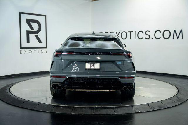 used 2022 Lamborghini Urus car, priced at $217,995