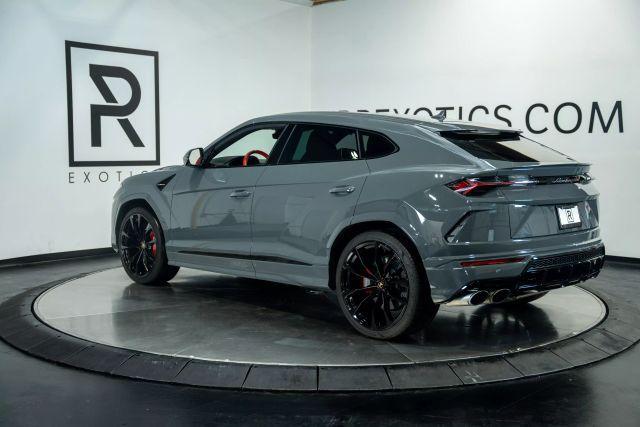 used 2022 Lamborghini Urus car, priced at $217,995