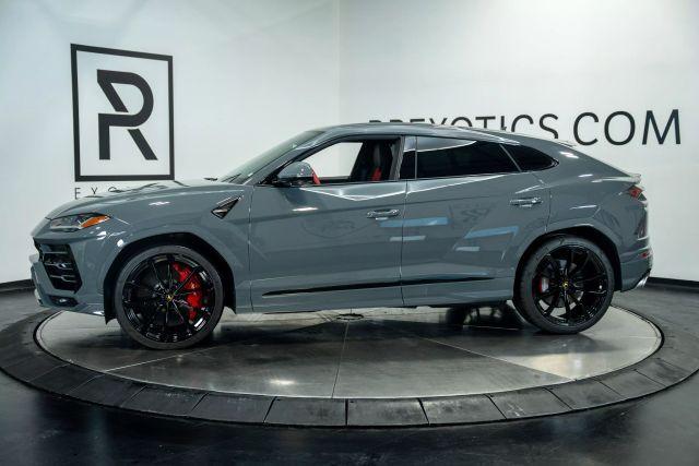 used 2022 Lamborghini Urus car, priced at $217,995