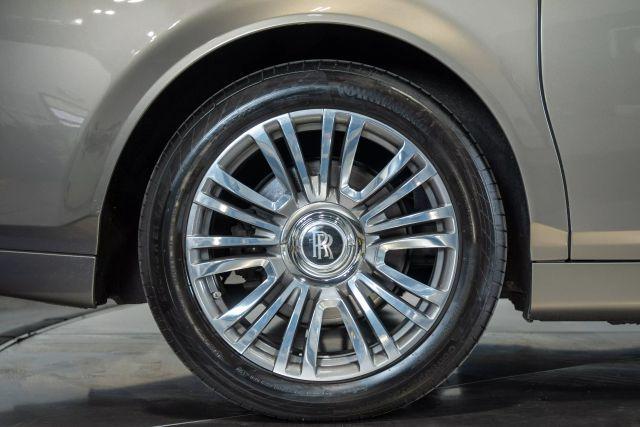 used 2004 Rolls-Royce Phantom VI car, priced at $74,995