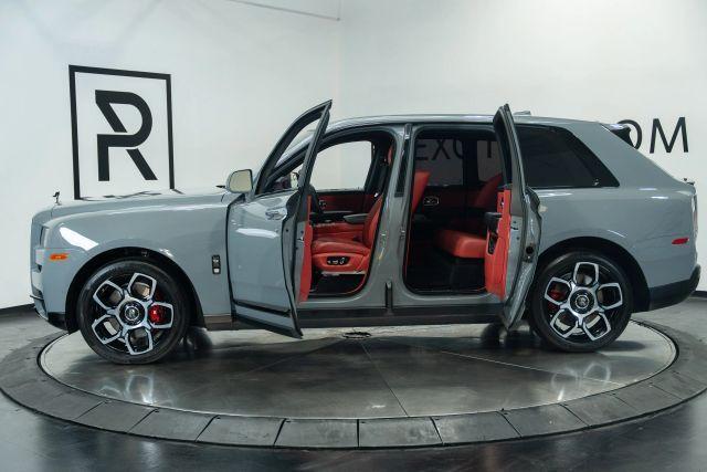 used 2022 Rolls-Royce Cullinan car, priced at $289,295