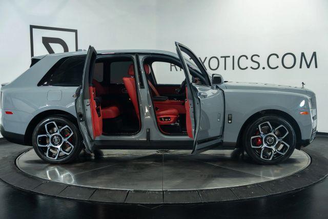 used 2022 Rolls-Royce Cullinan car, priced at $289,295