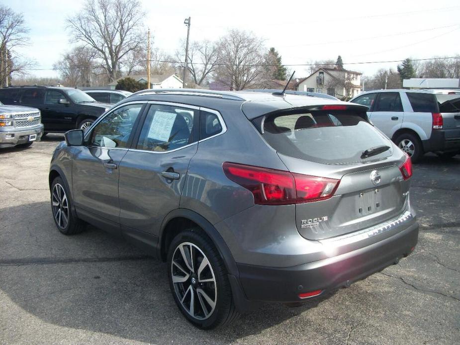 used 2019 Nissan Rogue Sport car, priced at $18,990