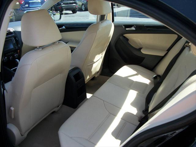 used 2016 Volkswagen Jetta car, priced at $11,990
