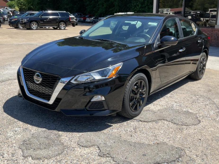 used 2019 Nissan Altima car, priced at $14,900