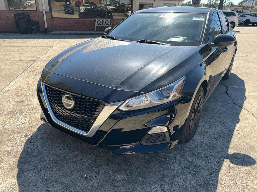 used 2021 Nissan Altima car, priced at $13,900