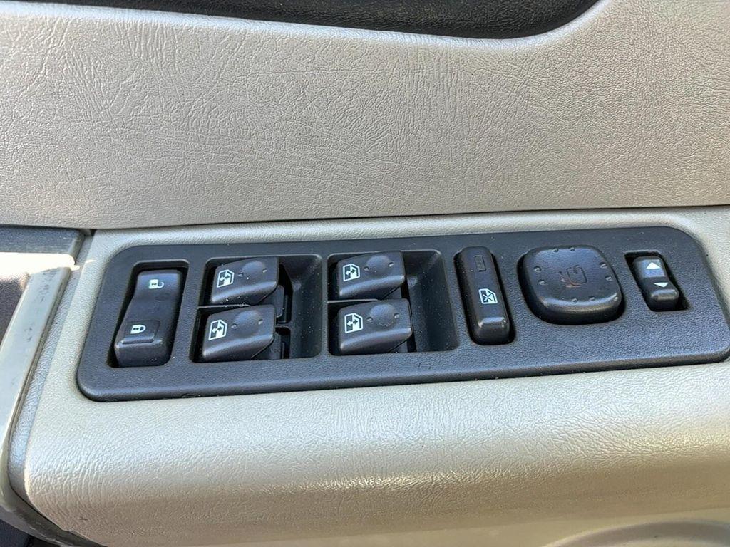 used 2004 Hummer H2 car, priced at $16,900