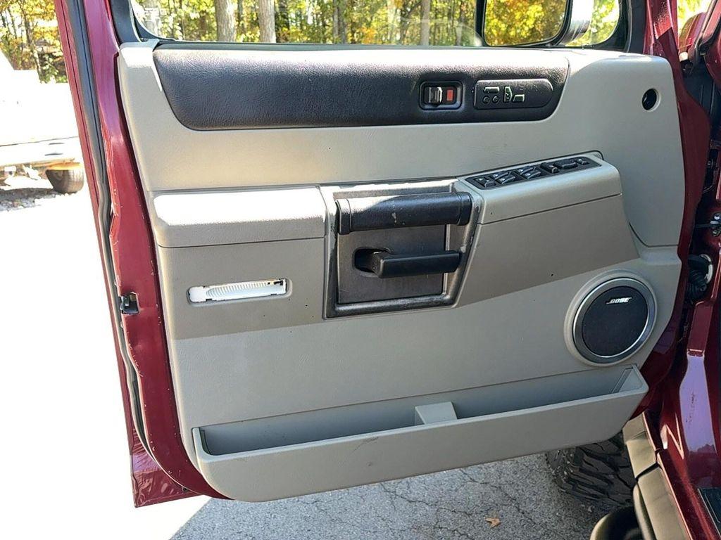 used 2004 Hummer H2 car, priced at $16,900