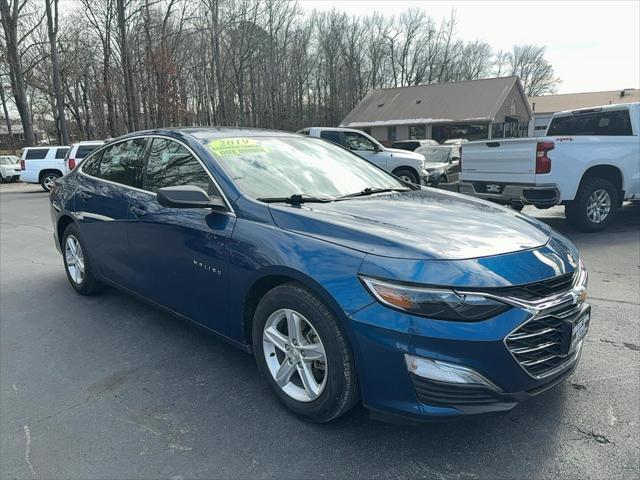 used 2019 Chevrolet Malibu car, priced at $13,900