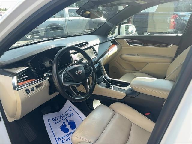 used 2017 Cadillac XT5 car, priced at $16,900