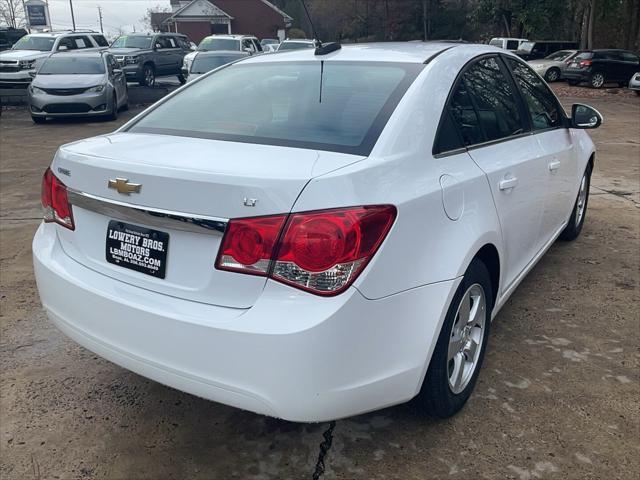 used 2015 Chevrolet Cruze car, priced at $8,900